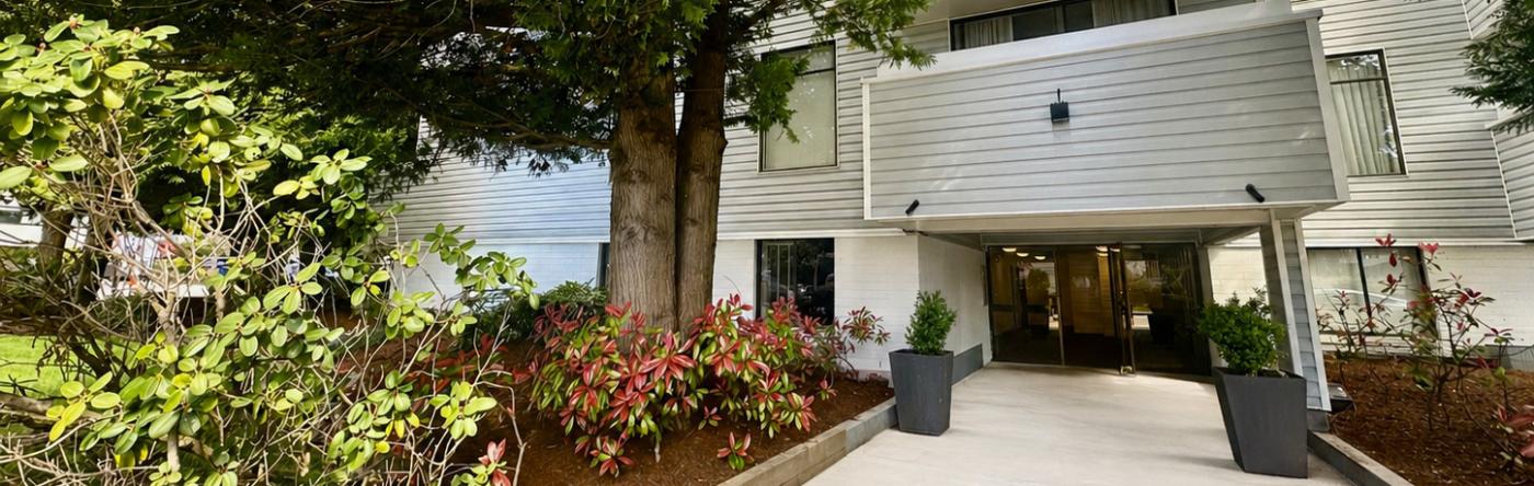 Skyline Apartments in White Rock